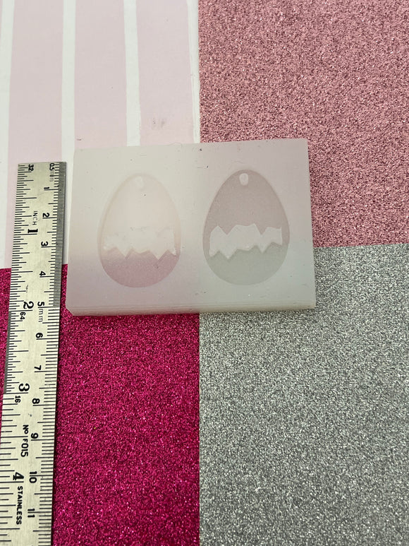 Grade A cracked Egg mould