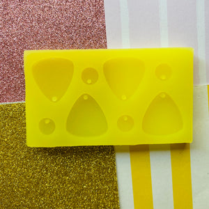 2 Pairs of Triangles Silicone Mould