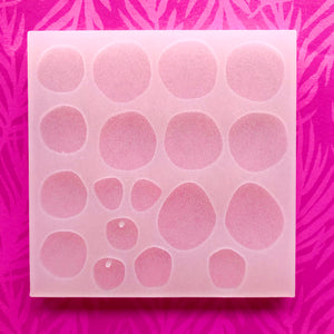 18 piece Array of Organic Circles Silicone Mould