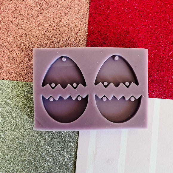 Cracked Egg 2 pc Easter Silicone Mould