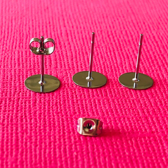 100 Stud Posts 8mm