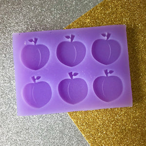 Peaches 🍑 Tri Stud Silicone Mould